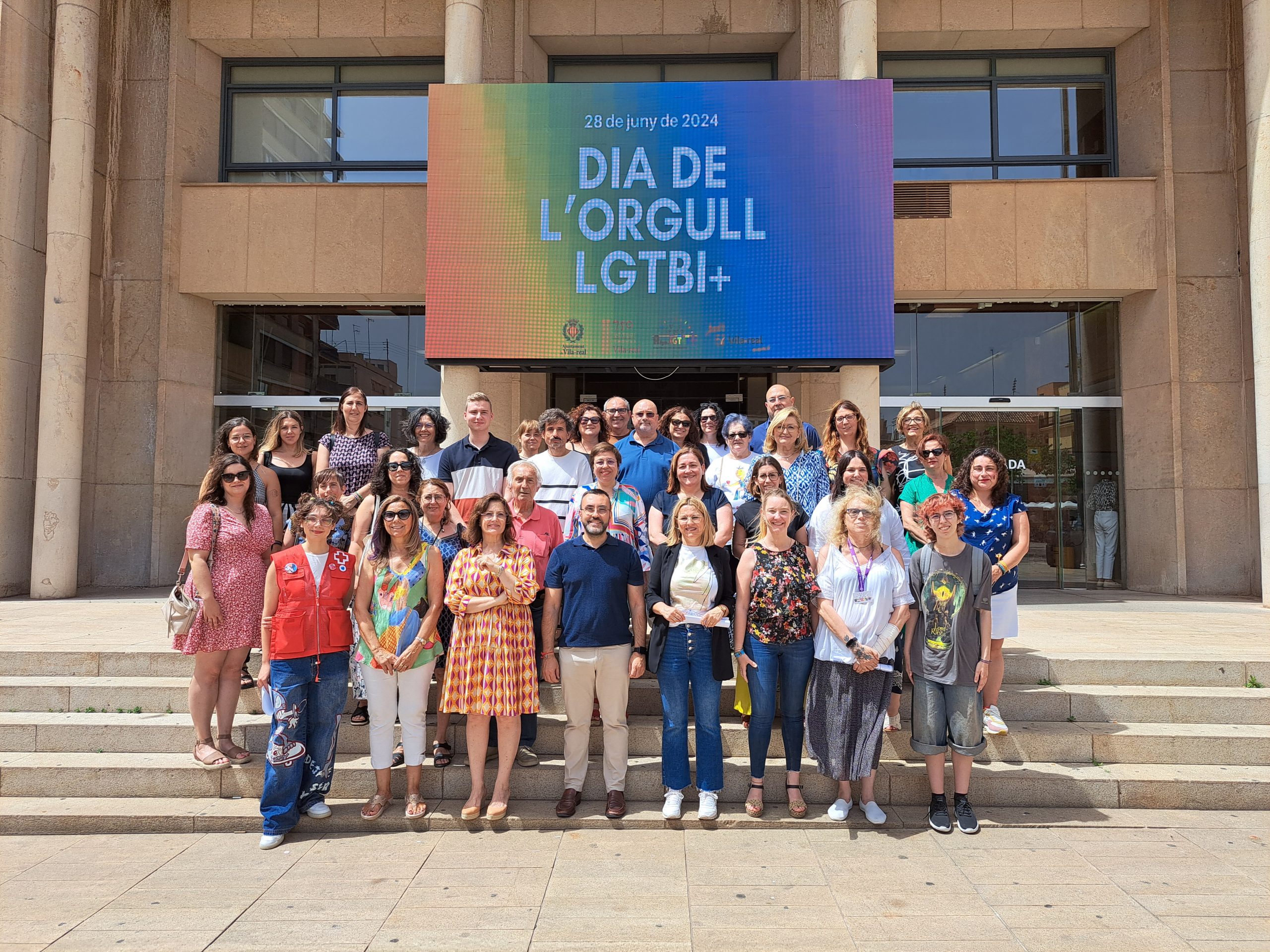 Vila-real reivindica els drets del col·lectiu LGTBI+ en el Dia Internacional de l’Orgull
