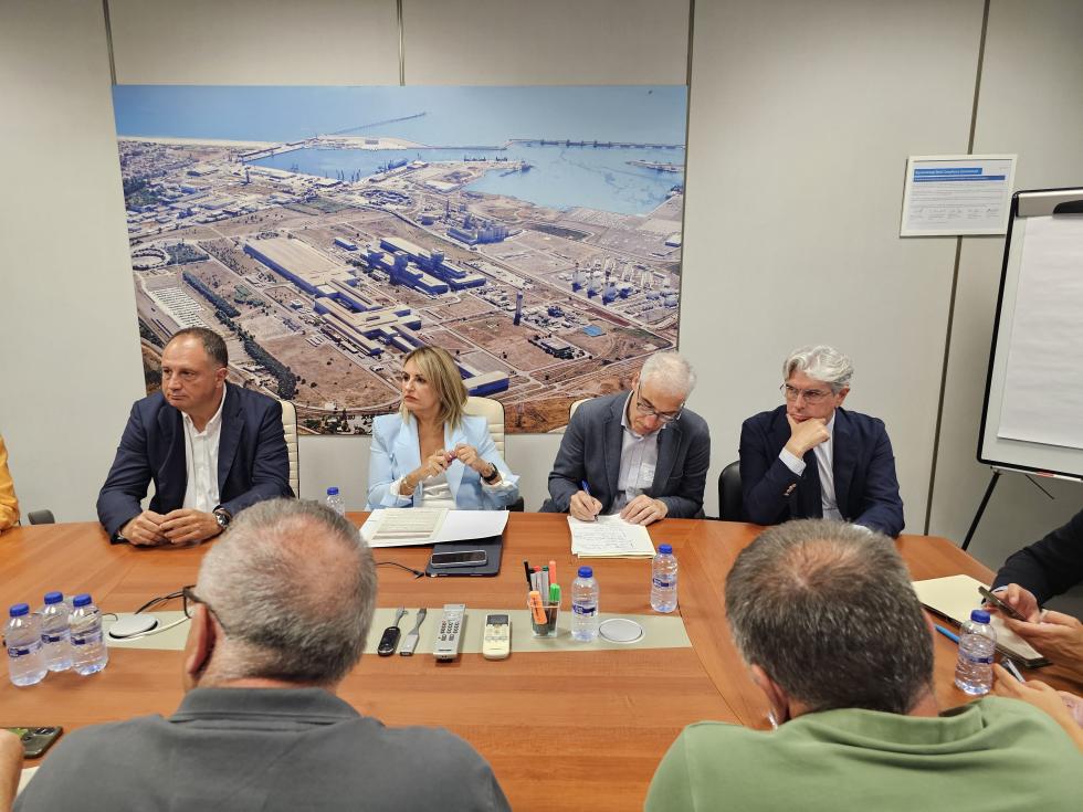 Nuria Montes exigix al Govern central que s’implique en el futur de la planta de ThyssenKrupp Galmed de Sagunt per a evitar el seu tancament definitiu