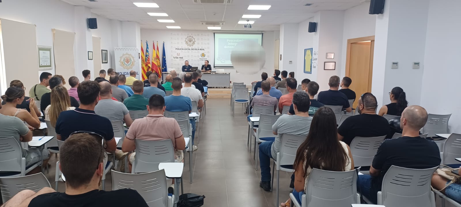 La Policia Local de Vila-real imparteix un curs sobre el procediment integral de la detenció policial