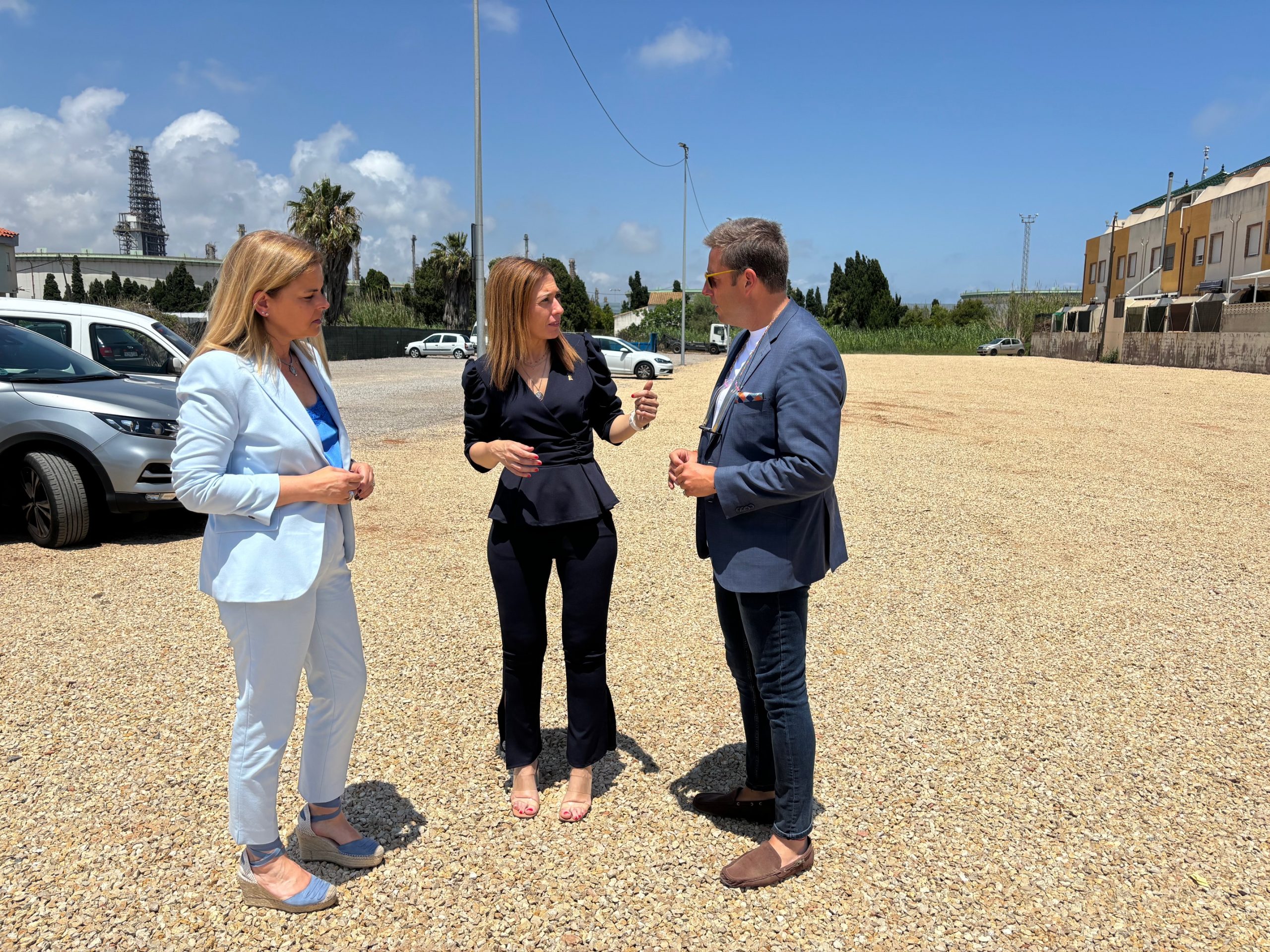 Almassora habilita 150 noves places d'aparcament a la platja en la zona d'Om Blanc