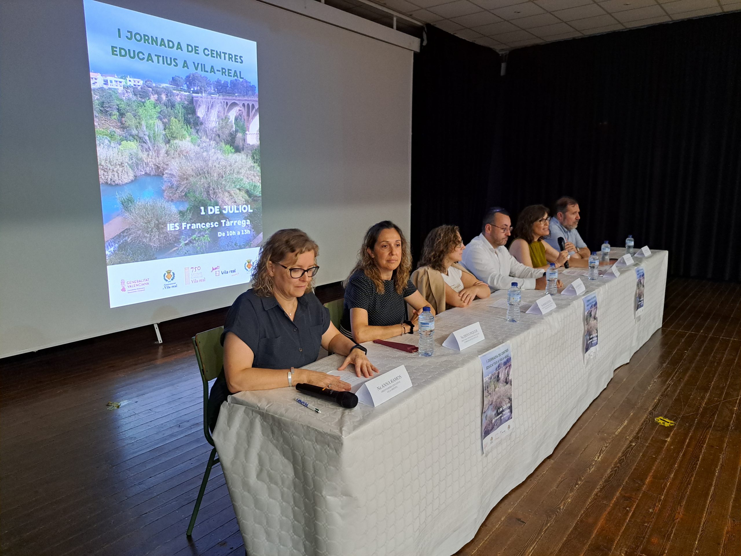 Benlloch destaca la labor d’orientadors i docents en la I Jornada de centres educatius a Vila-real